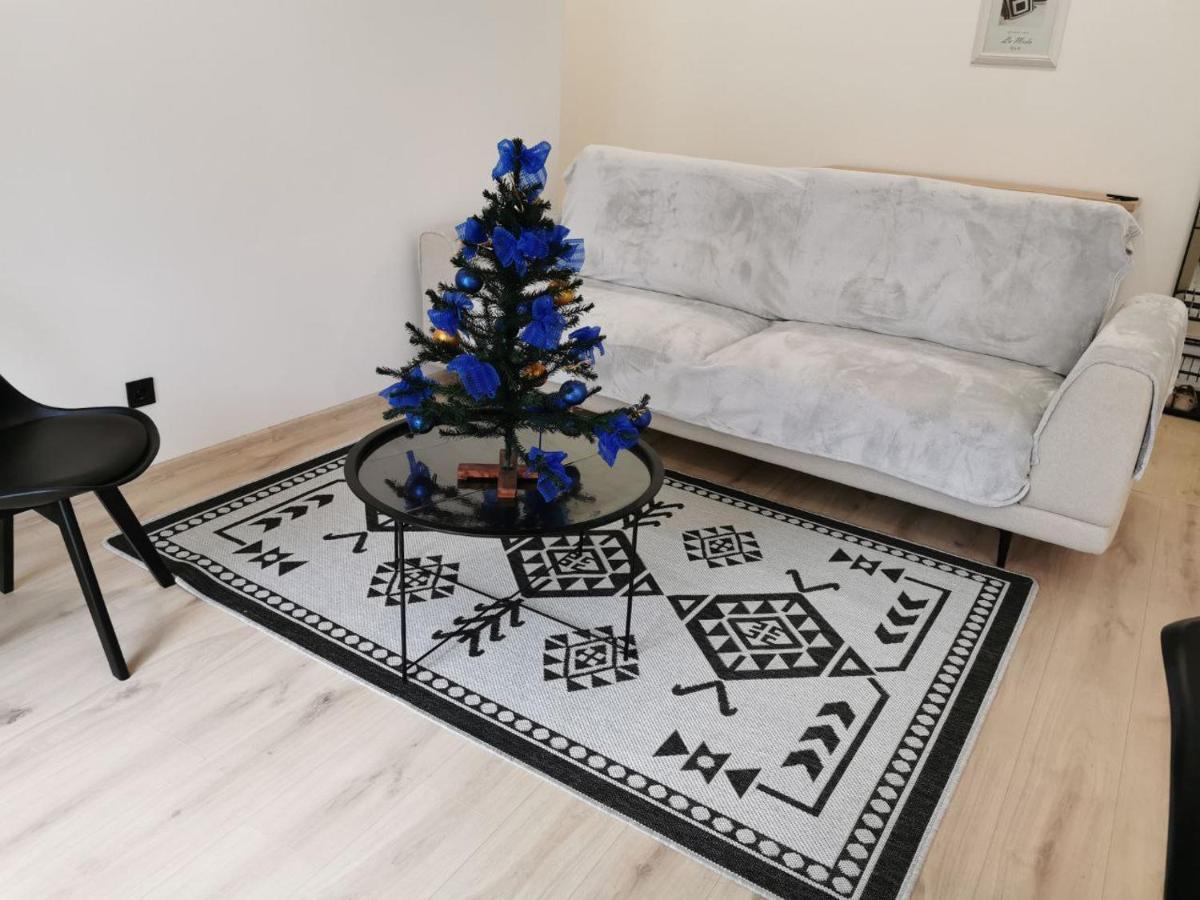 Soborna Apartment Ρίβνε Εξωτερικό φωτογραφία