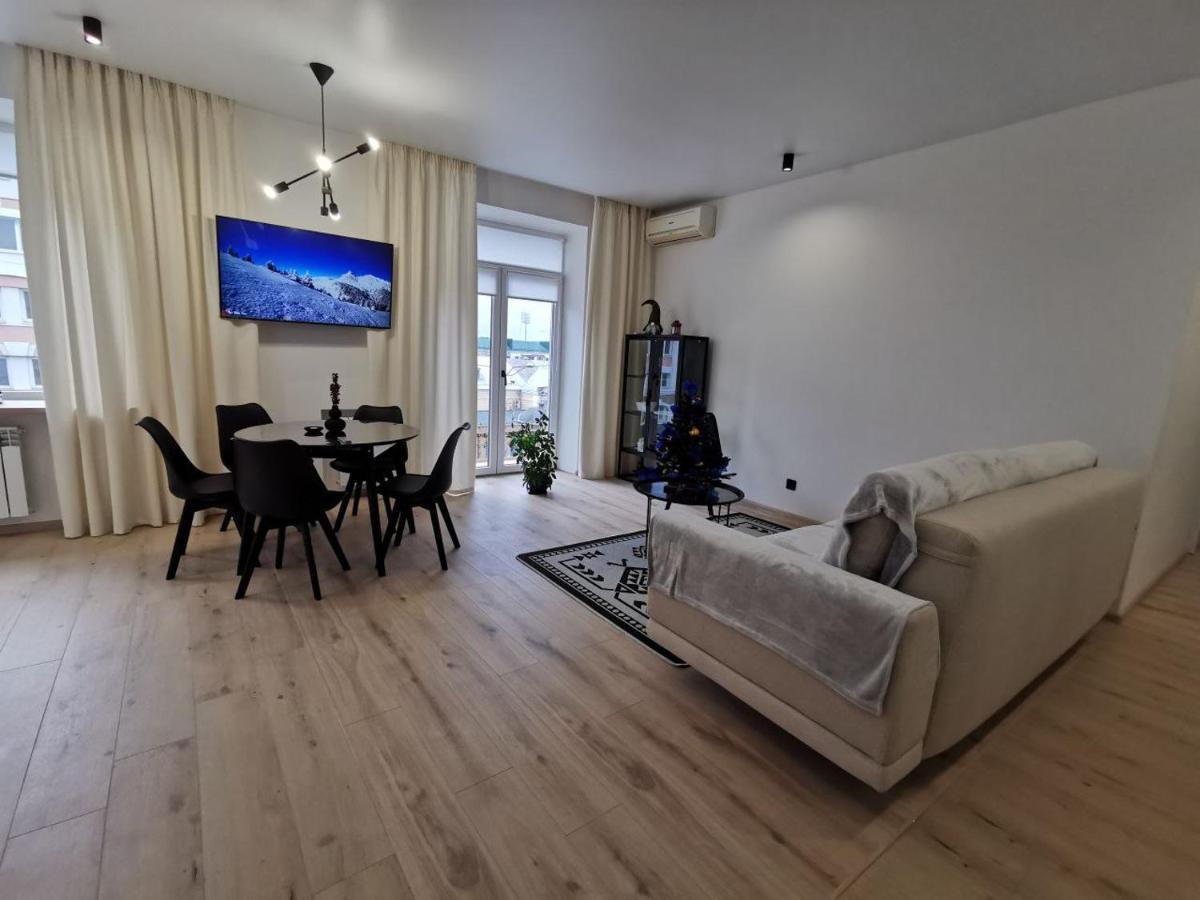 Soborna Apartment Ρίβνε Εξωτερικό φωτογραφία