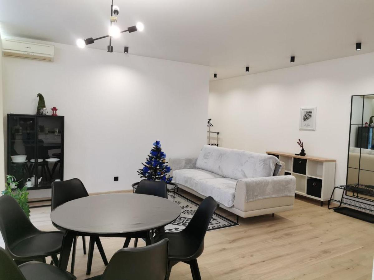 Soborna Apartment Ρίβνε Εξωτερικό φωτογραφία